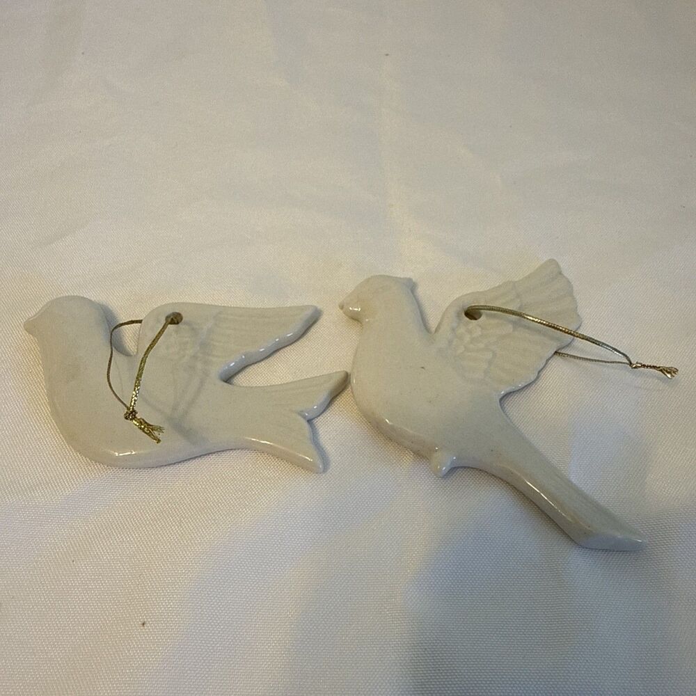 Lillian Vernon Porcelain Dove birds Christmas ornaments white set